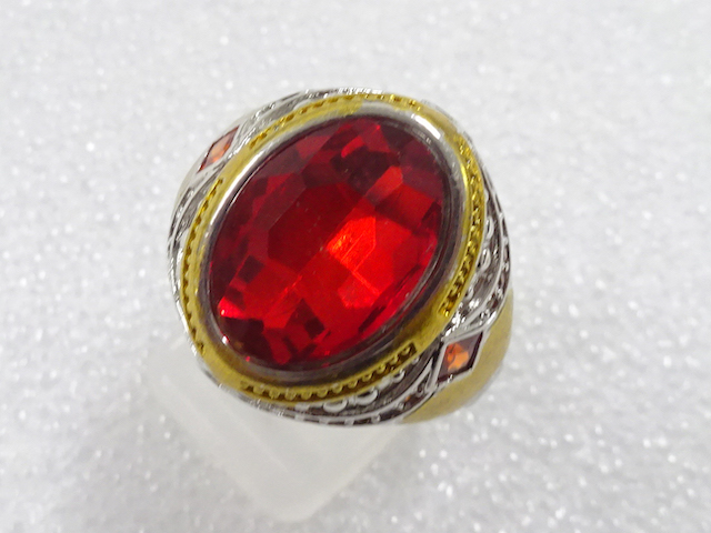 JAPANESE KIMONO / ANTIQUE COLORED STONE RING (SIZE 20)